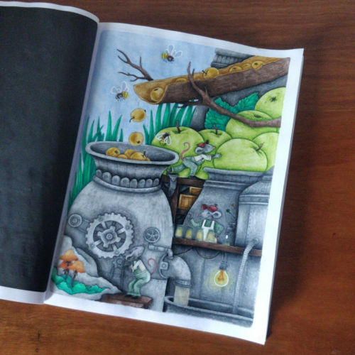 coloriage dans le livre Nice Little Town, tome 7, de Tatiana Bogema